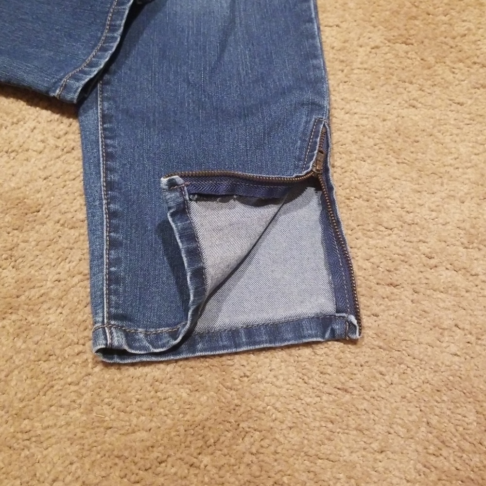 Zippy ankles! - Picture 2 of 4